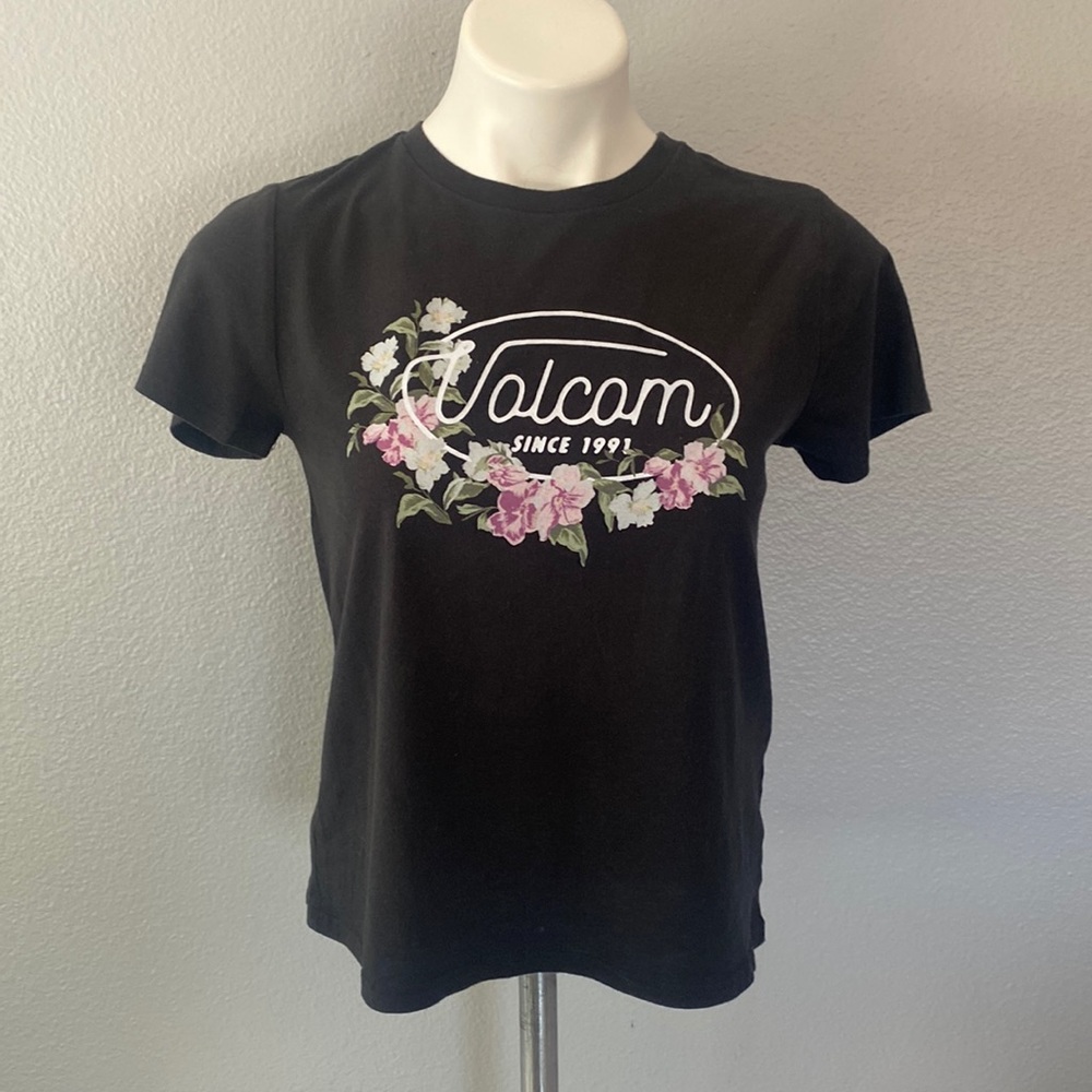 VOLCOM Girls t-shirt size XL